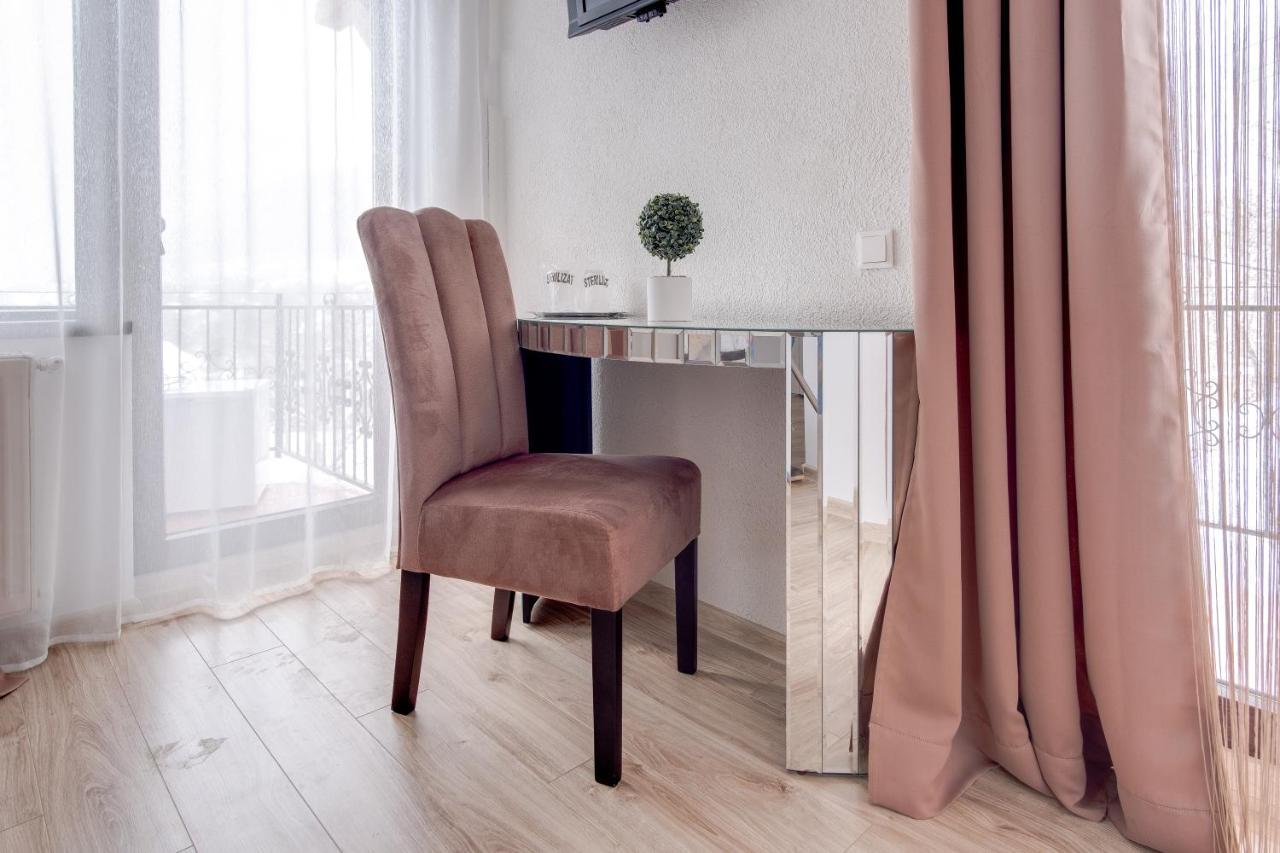Oana'S Boutique Hotel Bran  Bagian luar foto