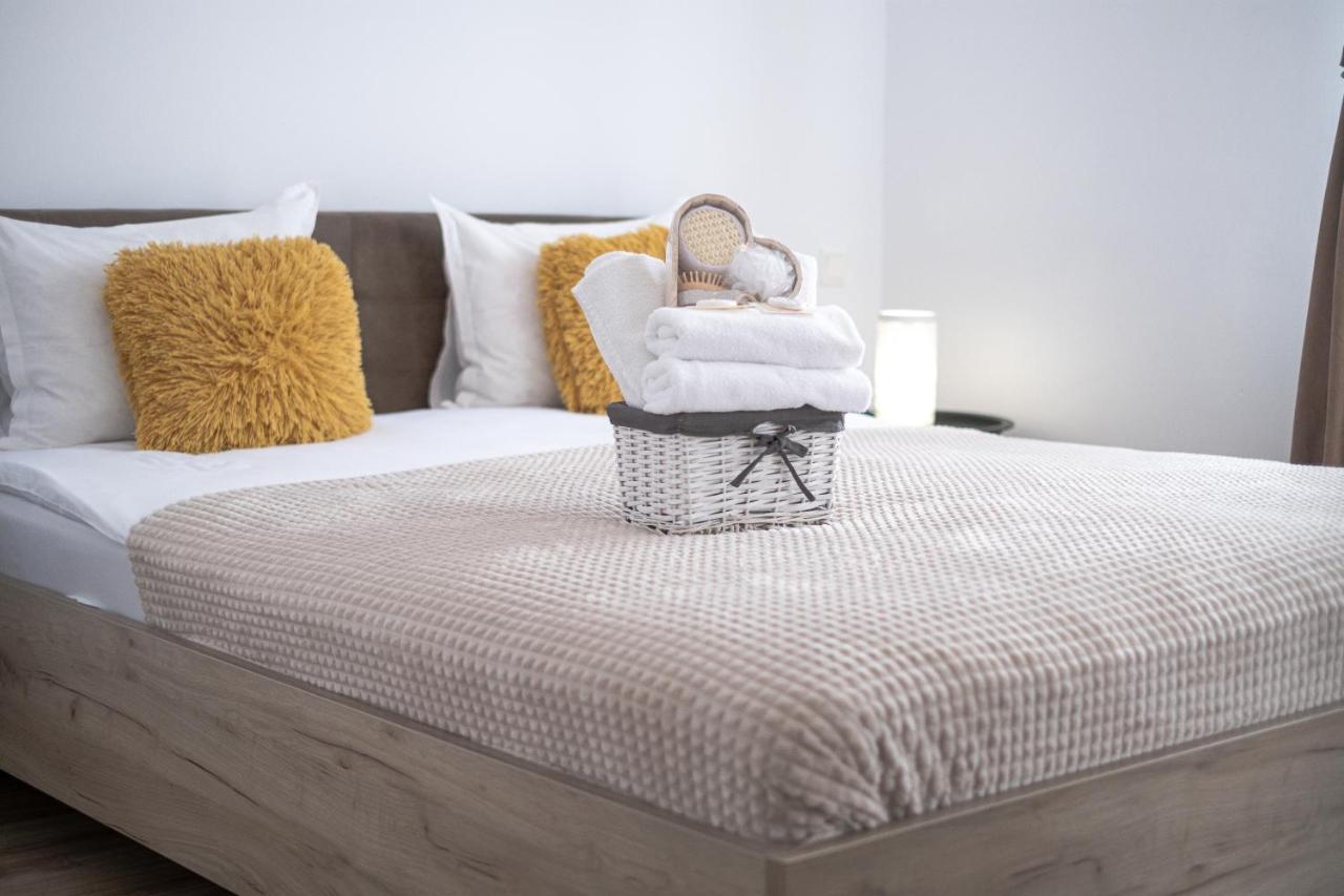 Oana'S Boutique Hotel Bran  Bagian luar foto