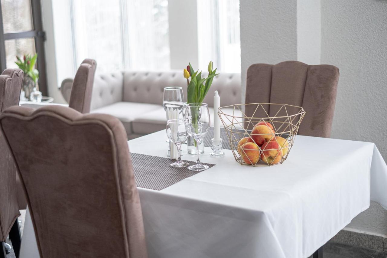 Oana'S Boutique Hotel Bran  Bagian luar foto