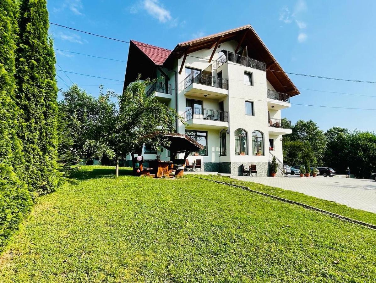 Oana'S Boutique Hotel Bran  Bagian luar foto
