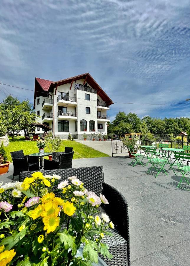 Oana'S Boutique Hotel Bran  Bagian luar foto